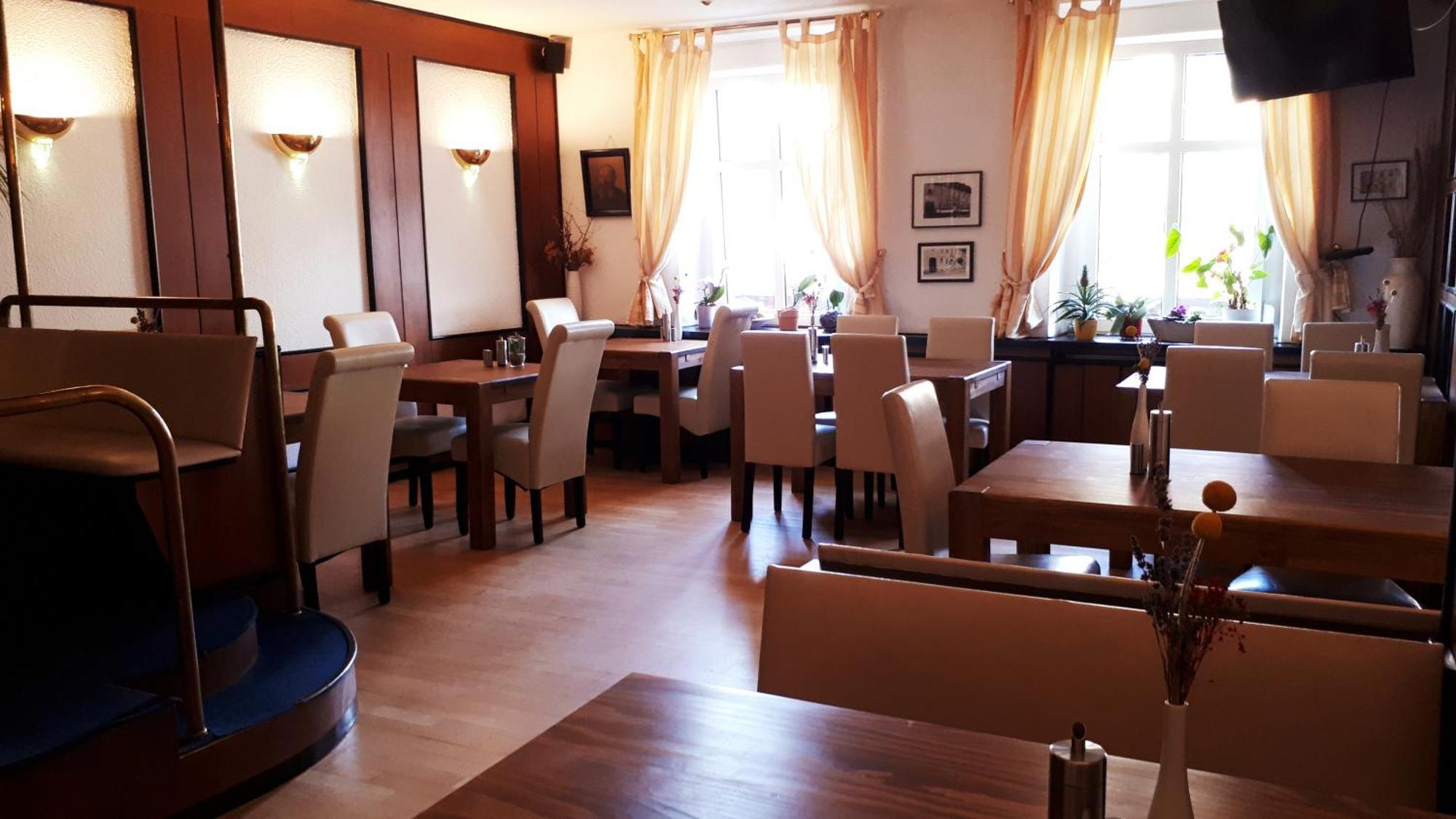 Hotel Krone Lindow Exterior foto